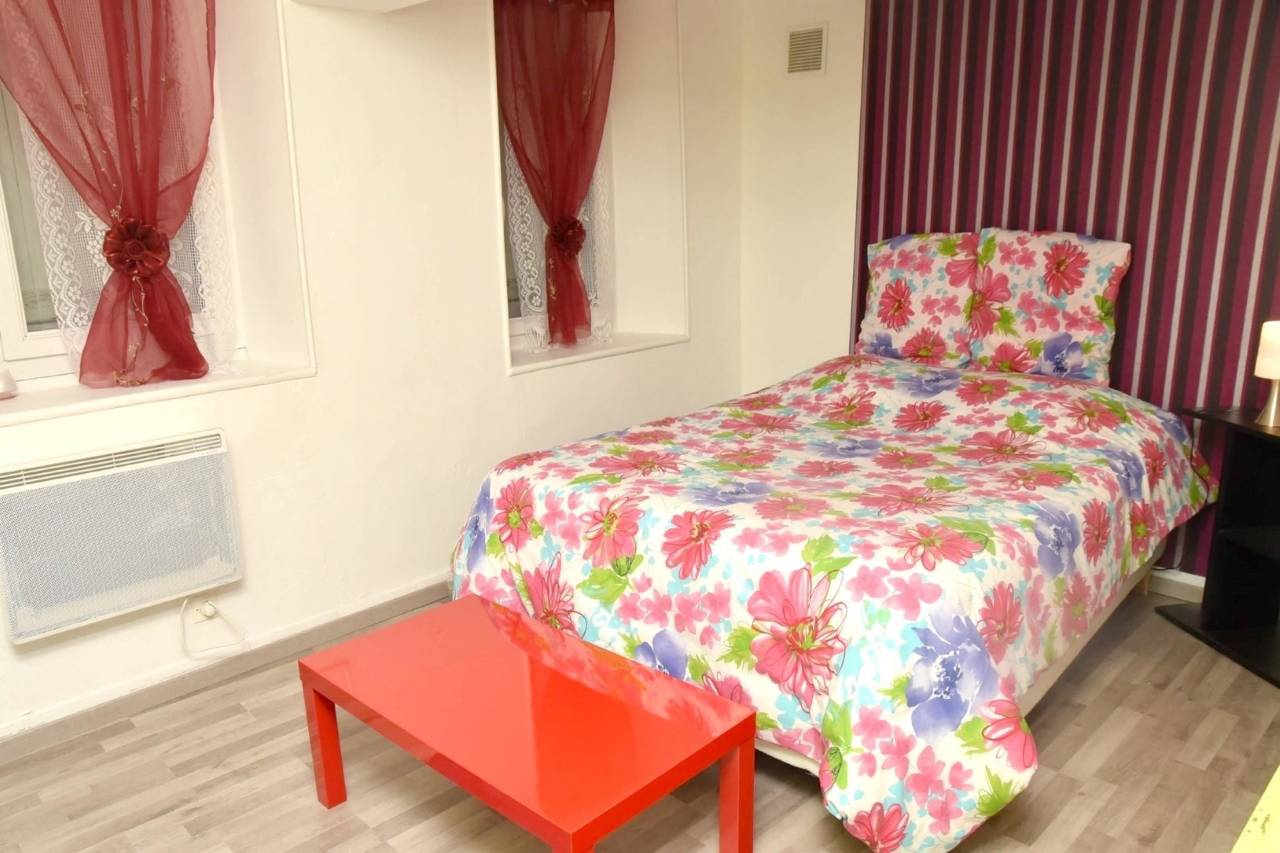 普罗万一居公寓酒店 - 无线上网(Apartment with One Bedroom in Provins, with Wifi)