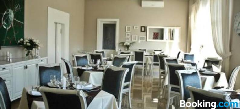 鹏斯内贝拉克酒店(Pensiunea Belanco)图片