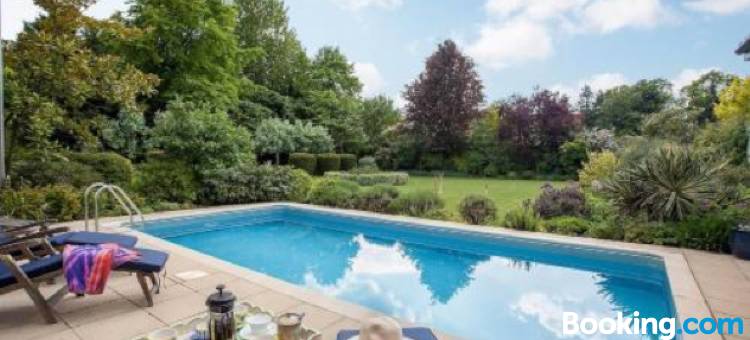 牧师别墅和游泳池屋(Vicarage House & Pool House)图片