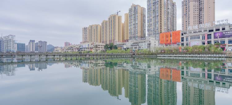 都匀港龙大酒店(都匀石板古街店)图片