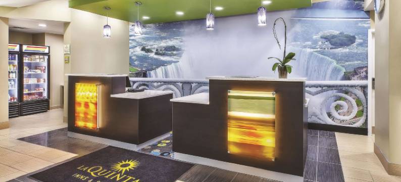 尼亚加拉瀑布拉昆塔温德姆套房酒店(La Quinta Inn & Suites by Wyndham Niagara Falls)图片
