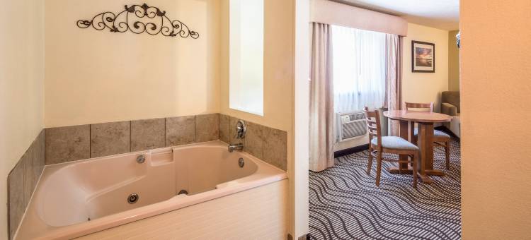 科达伦凯艺套房酒店(Quality Inn & Suites Coeur d'Alene)图片