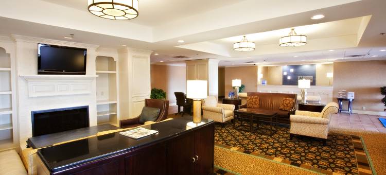 Holiday Inn Express 印第安纳波利斯机场(Holiday Inn Express Indianapolis Airport)图片