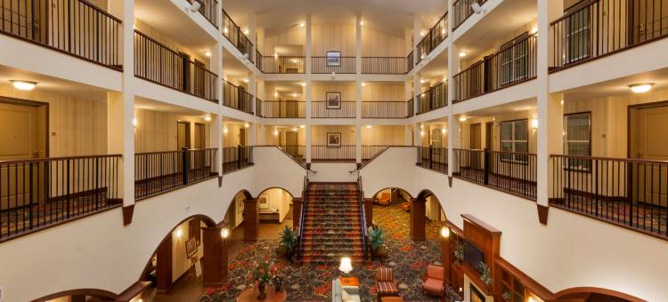 布拉塞尔顿丽怡酒店(Country Inn & Suites by Radisson, Braselton, GA)图片