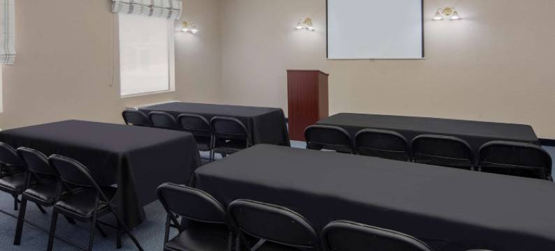 道格拉斯维尔亚特兰大呗盟套房酒店(Baymont by Wyndham Douglasville Atlanta)图片