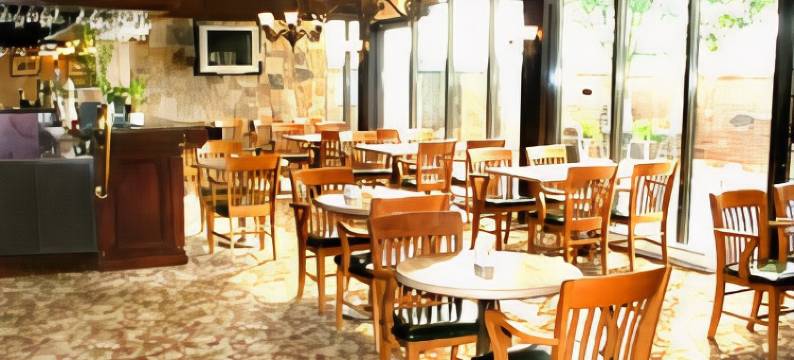 科奎特兰贝斯特韦斯特舒适普拉斯酒店(SureStay Plus by Best Western Coquitlam)图片