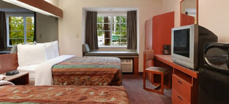 奥古斯塔河观察麦客达套房酒店(Microtel Inn & Suites by Wyndham Augusta Riverwatch)图片