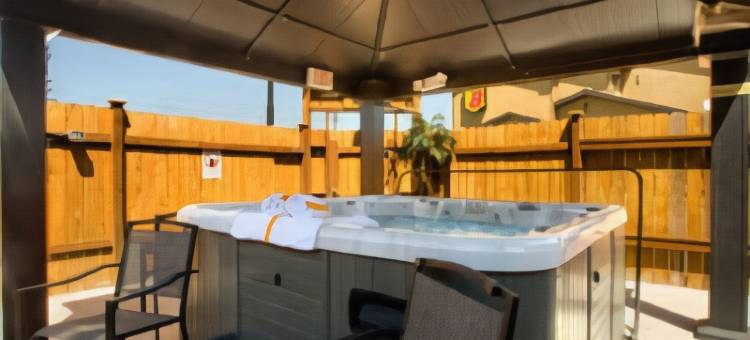 南帕速8酒店(Super 8 by Wyndham Nampa)图片