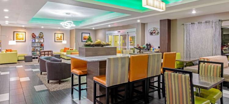 帕迪尤卡拉昆塔温德姆套房酒店(La Quinta Inn & Suites by Wyndham Paducah)图片