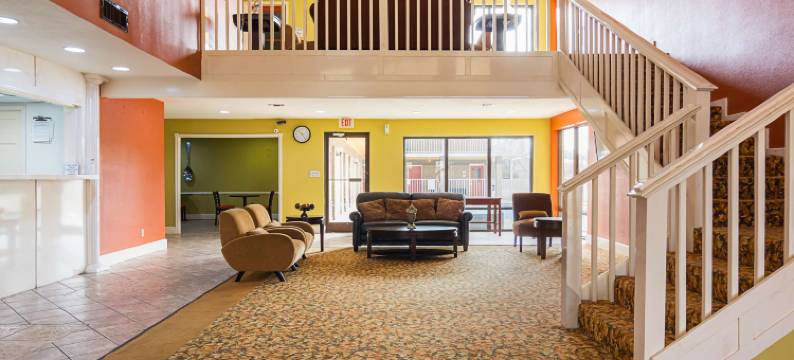 OYO阿肯色特克萨卡纳三一高速公路I-30酒店(OYO Hotel Texarkana Trinity AR Hwy I-30)图片