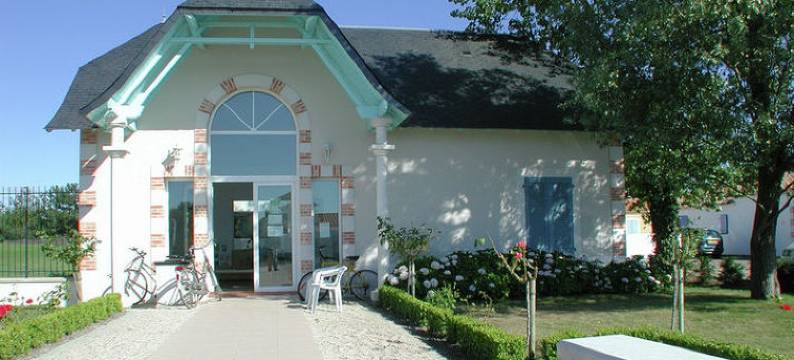 玛登瓦康斯鲁朵梦纳德文玛丽纳斯酒店(Madame Vacances le Domaine de Vertmarines)图片