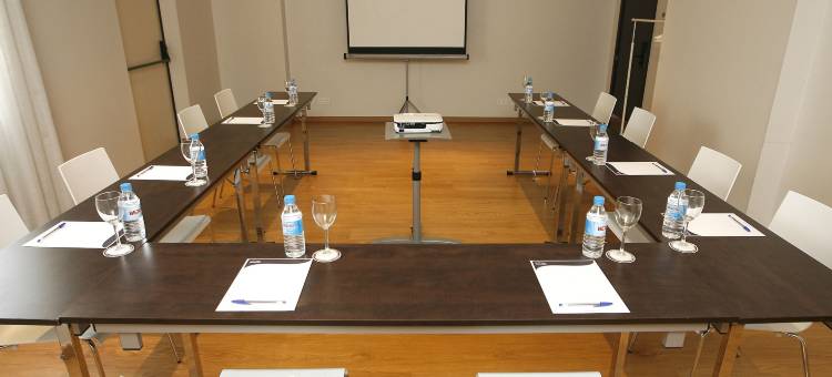 巴塞罗那波布雷诺旅馆(Travelodge Barcelona Poblenou)图片