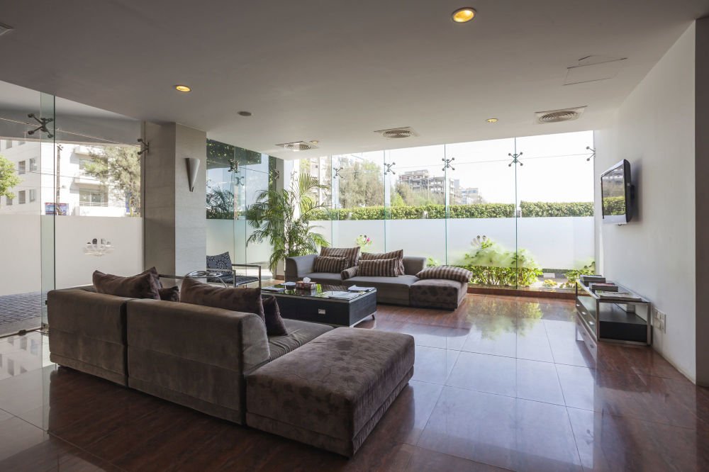 Long Beach Hotel Over view