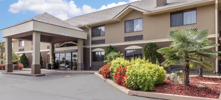 舒适套房酒店-近罗宾斯空军基地正门(Comfort Inn & Suites - Near Robins Air Force Base Main Gate)图片