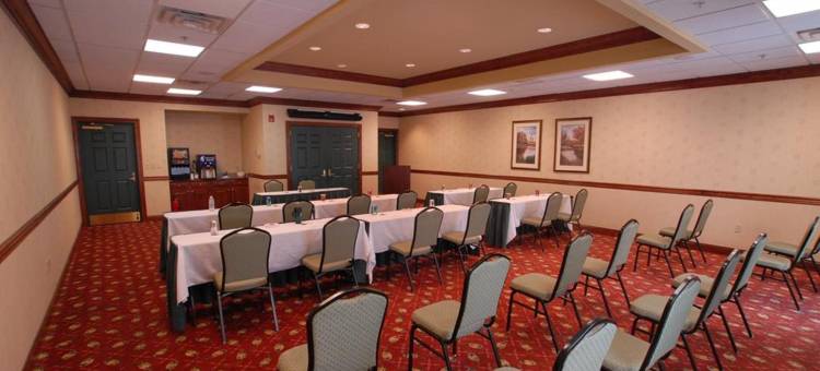 纽华克机场伊莉莎白欢朋套房酒店(Hampton Inn & Suites by Hilton- Newark Airport Elizabeth)图片
