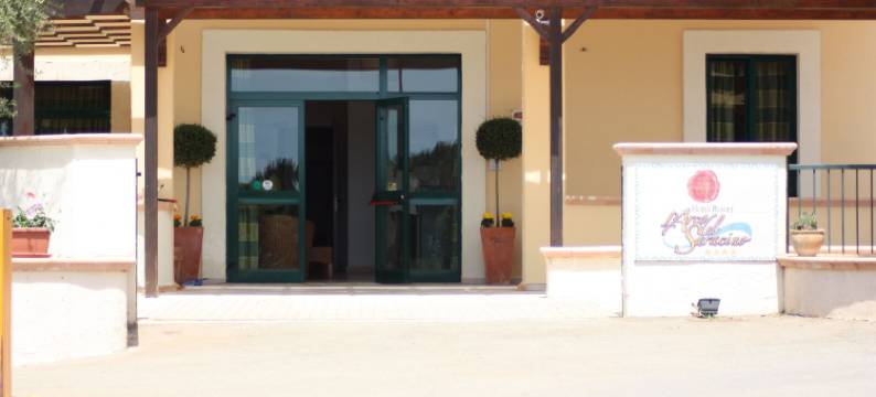 阿科德尔萨拉西诺村度假村(Villaggio Resort Arco Del Saracino)图片