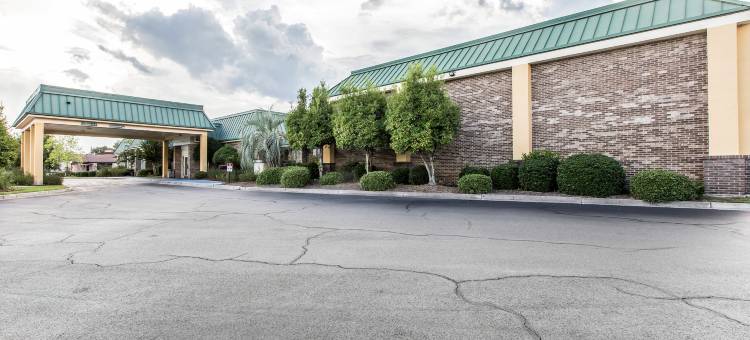 温德姆戴斯酒店亨斯维尔福特斯图尔特附近酒店(Days Inn by Wyndham Hinesville Near Fort Stewart)图片