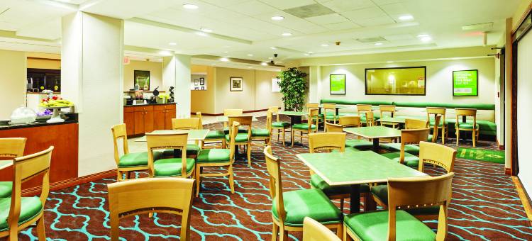塞维尔维尔柯达拉昆塔温德姆套房酒店(La Quinta Inn & Suites by Wyndham Sevierville / Kodak)图片