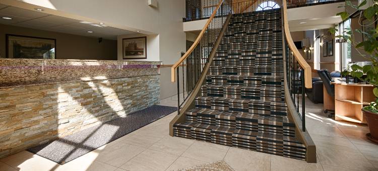 科洛尼尔贝斯特韦斯特酒店(Best Western Smiths Falls Hotel)图片