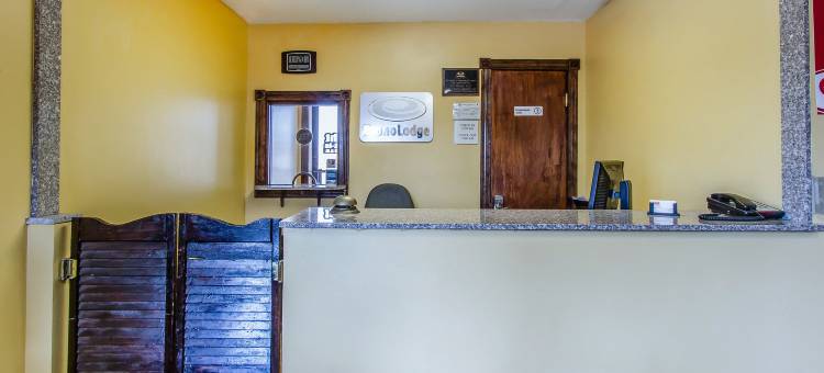 伯赛尔伊克诺旅馆(Econo Lodge)图片