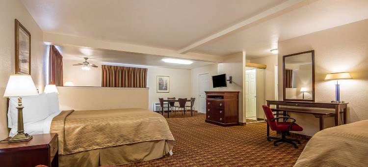 开普拓拉海滨凯艺套房酒店(Quality Inn & Suites Capitola by the Sea)图片