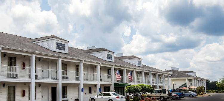 贝瑟默I-20出口108凯艺酒店(Quality Inn Bessemer I-20 Exit 108)图片