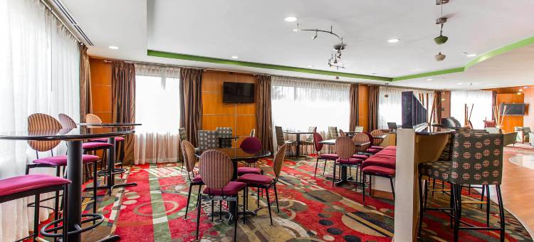 亚特兰大南斯托克布里奇舒适套房酒店(Comfort Suites Stockbridge Atlanta South)图片