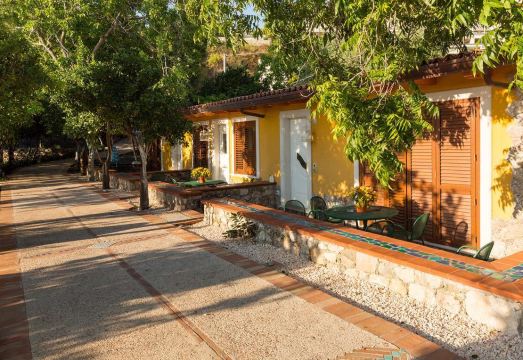 Medea Residence Appartamenti Vacanze Hotel Overview