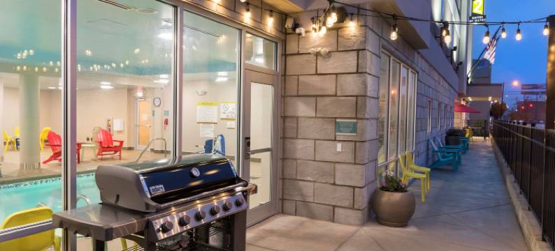 路易斯威尔努鲁医疗区希尔顿惠庭套房酒店(Home2 Suites by Hilton Louisville Downtown NuLu)图片