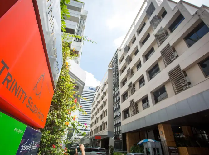 西隆翠妮提酒店 西隆翠妮提酒店