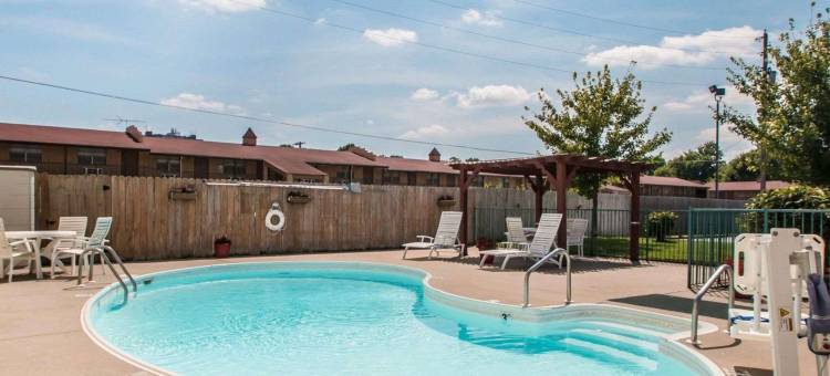 斯普林菲尔德I-44伊克诺旅馆(Econo Lodge Springfield I-44)图片