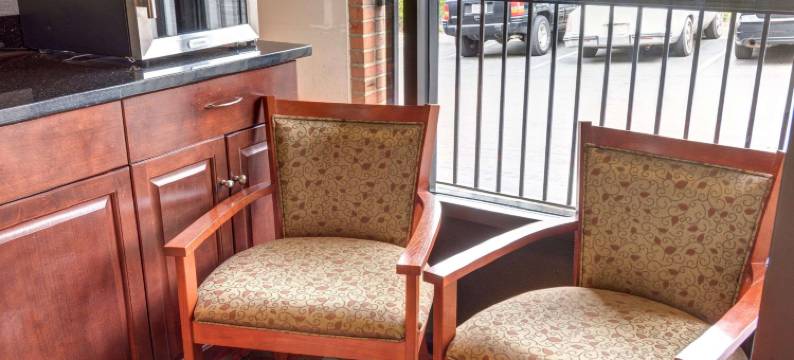 红地毯酒店-马里兰大学附近(Red Carpet Inn by University of MD)图片