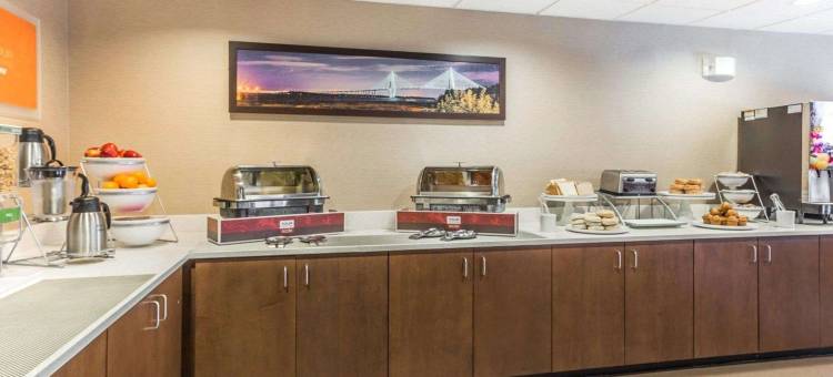 棕榈岛科耐特舒适套房酒店(Comfort Suites at Isle of Palms Connector)图片