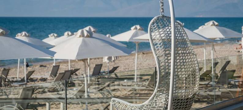 阿查拉维海滩酒店(Acharavi Beach Hotel)图片