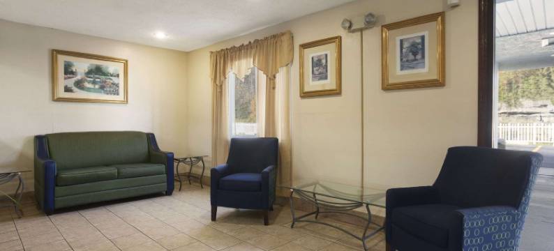 普雷斯顿堡速8酒店(Super 8 by Wyndham Prestonsburg)图片