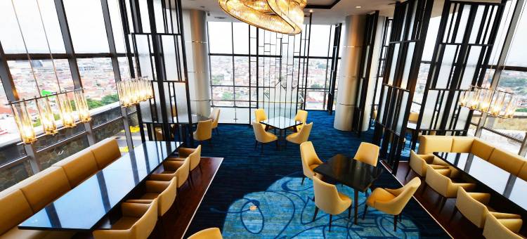 瓜玛雅塔楼酒店(Gumaya Tower Hotel)图片