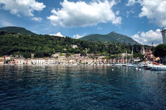 Hotel Maderno Hotel Overview