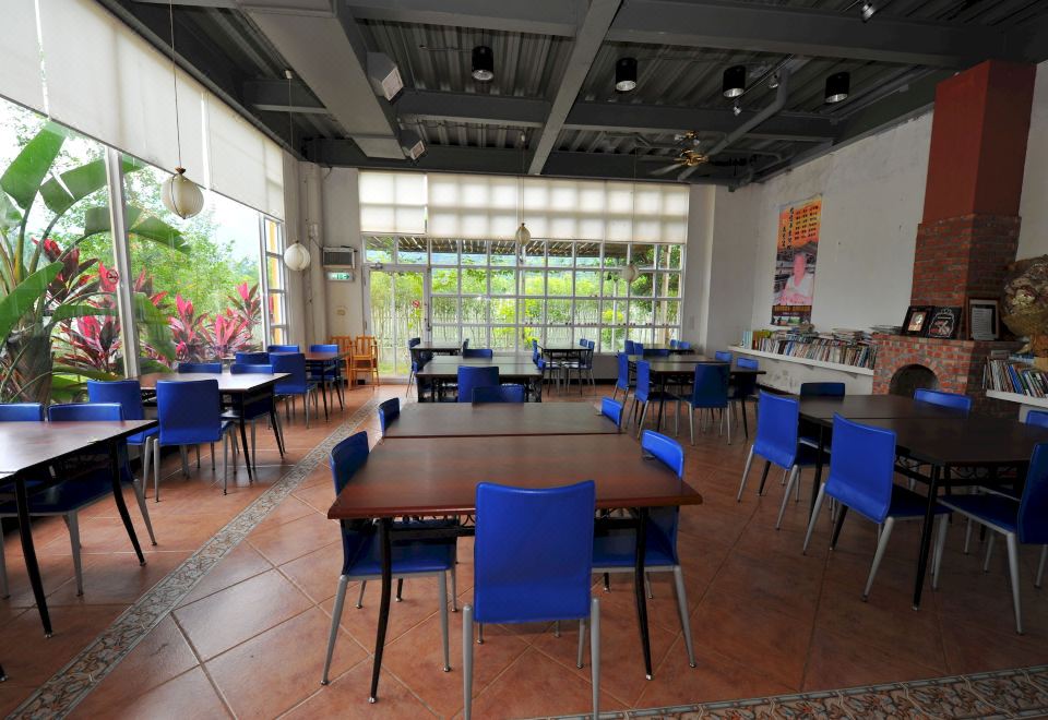 Darling HomestayHotel Overview