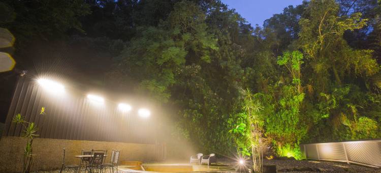 花莲瑞穗山下的厝温泉民宿图片