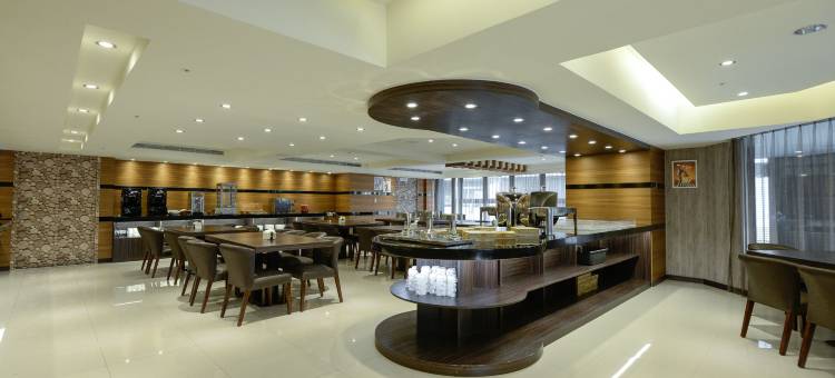 台中香富大饭店图片