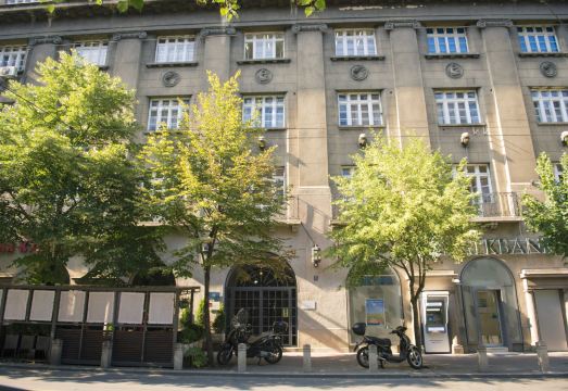 City Nest Modern & Cozy SuitesHotel Overview