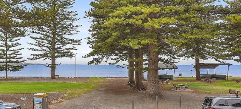 微风海滨公寓酒店(Breeze Beachfront Apartment)图片