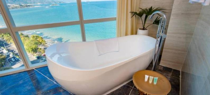钻石湾酒店(Diamond Bay Hotel)图片