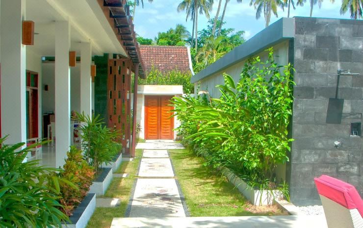 Lombok Senggigi Hotel Hotel Reviews And Room Rates - 