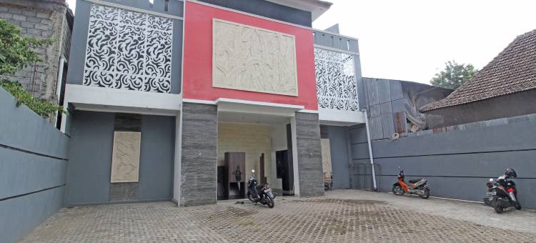 RedDoorz Plus Near Rumah Sakit Jih图片