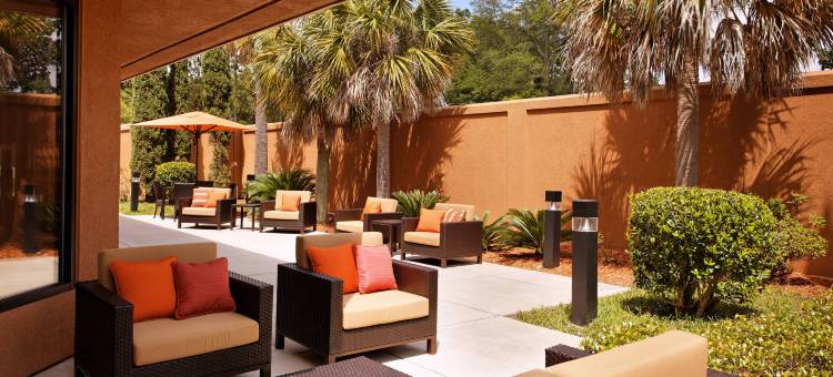 达拉哈西北/I-10 首都圈万怡酒店(Courtyard Tallahassee North/I-10 Capital Circle)图片