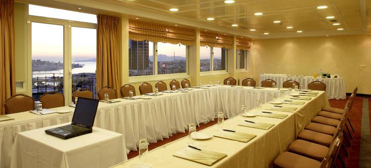比雷埃夫斯泽斯恩雅酒店(Piraeus Theoxenia Hotel)图片