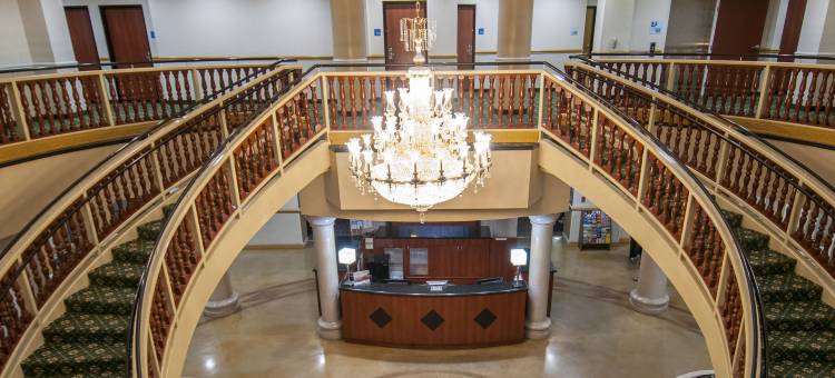 智选假日套房酒店贝克斯菲尔德中央(Holiday Inn Express & Suites Bakersfield Central)图片