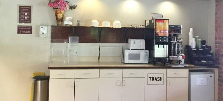 富尔顿美国房东套房酒店(Capital O Amerihost Inn and Suites Fulton Hwy 54 MO)图片