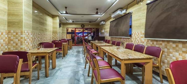 拉亚酒店(Hotel Raya's)图片